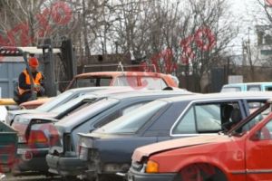 Apel către şoferii de maşini second-hand! Pericol pe şosele. Riscaţi o amendă de 2.000 de lei
