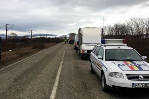 2.500 kg de produse cerealiere, confiscate de poliţişti