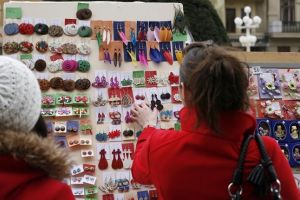 Se da startul comerţului cu mărţişoare. Actele necesare comercianţilor şi locaţiile tarabelor