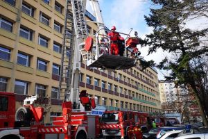 ISU Bistriţa: Exerciţiu tactic la Spitalul Judeţean de Urgenţă