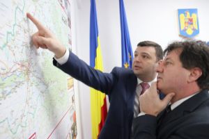 Consiliul Judeţean aduce peste zece milioane de euro pentru drumurile transfrontaliere. Lucrările au început!
