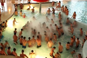 Valentine’s Day, sărbătorit la Aqualand cu surprize şi premii speciale