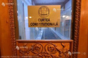 CCR amână pe 27 februarie decizia pe sesizarea PNL şi USR referitoare la Legea sistemului public de pensii