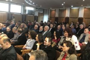 Primarii argeşeni vor „DEPARAZITAREA” OFICIULUI DE CADASTRU!