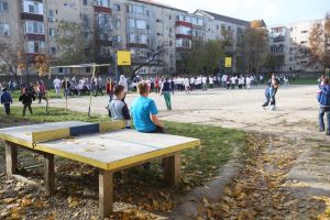 Grevă japoneză în şcolile din Timiş. Lider sindicat: 200 de profesori de sport pot ajunge şomeri