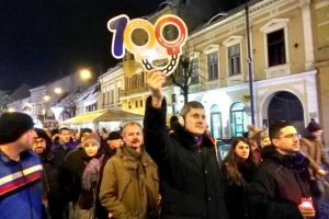 USR Sibiu amână alegerile ca să vină la protestul de vineri din Piaţa Mare