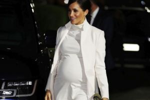 Meghan Markle a făcut senzaţie la muzeu! Ce mult i-a crescut burtica soţiei lui Harry