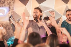 Weekend cu multe spectacole la Sibiu – Mega DJ-ul John Trend vine la Cotton Pub