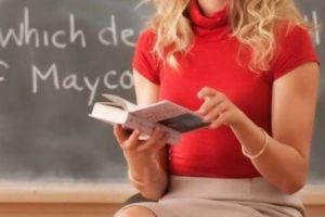 CAZUL care a ȘOCAT o ȚARĂ ÎNTREAGĂ. Profesoara care a ÎNTREȚINUT relaţii INTIME cu un ELEV a fost REȚINUTĂ
