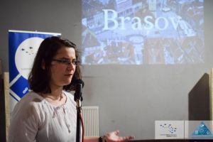 Elevii şi studenţii din Braşov pot participa la acţiunile Parlamentului European al Tinerilor