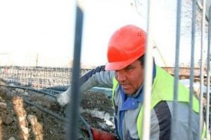 În cazuri de abuzuri sociale, românii care muncesc în străinătate se vor putea adresa Autorităţi Europene a Muncii (AEM)