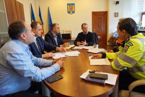 Ședinţă la Prefectură în urma protestului taximetriştilor