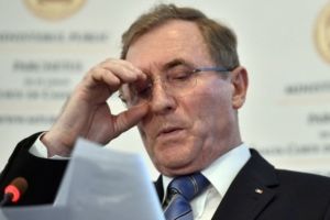 Lovitură cruntă pentru procurorul general. Augustin Lazăr, vizat de un dosar penal