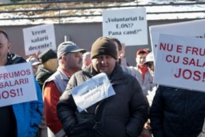FOTO: Sindicaliştii E.ON cer salarii mărite. Răspunsul dat de conducerea companiei