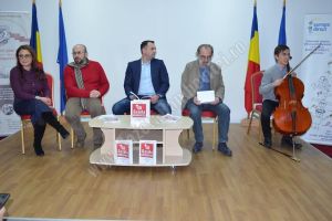 Tableta de luni – o antologie subiectivă, prima carte sub egida Gazeta Dâmboviţei