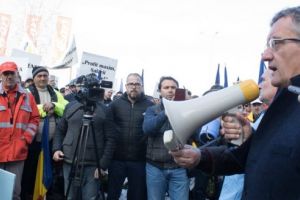 VIDEO: Frank Hajdinjak (CEO, E.ON România), în dialog cu sindicaliştii
