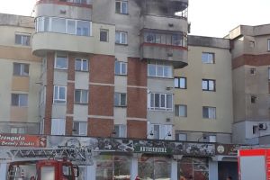 ACUM – INCENDIU la un APARTAMENT din TRIVALE