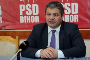 Avocatul Doseanu: Ex-decanul Facultăţii de Medicină din Oradea, senatorul PSD Florian Bodog, interceptat de DNA pentru o şpagă de 12.000 euro!