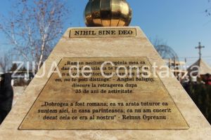 Monument inchinat preotilor, invatatorilor si gospodarilor. Parohia Sfantul Ierarh Nectarie din Constanta a fost declarata Biserica Veteranilor Teodor Tiron (galerie foto)