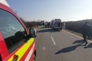 Cum s-a petrecut ACCIDENTUL de la Bârsa în urma căruia un bărbat de 31 de ani a decedat iar alte două persoane au fost rănite