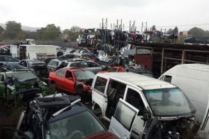 Control încheiat cu dosar penal la un centru de dezmembrări auto