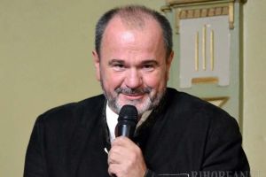 Retrospectiva săptămânii, prin ochii lui Bihorel: Decanul de la Medicină explică scandalul cu diplomele false