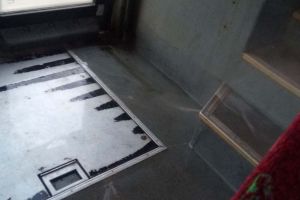 Autobuzul acvatic: Cum au ajuns să facă saună pasagerii unui autobuz din Oradea (VIDEO)