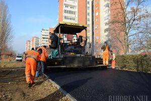 Obligaţi la credite: Bolojan caută soluţii pentru acoperirea găurii de 6,6 milioane euro provocată Oradiei de Guvern