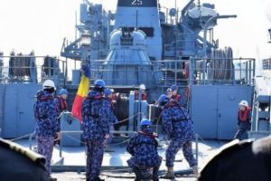 Dragor maritim românesc, în misiune sub comandă NATO