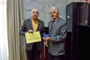 Distinctie din partea IGPR pentru primul comandant al IPJ Constanta de dupa Revolutia din 1989, col (r) Ion Ciucur (galerie foto)