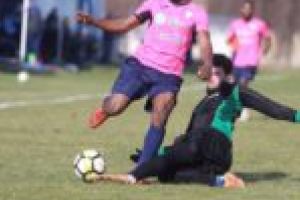 Transferurile, dar şi plecările continuă la ACS Poli. Noile achiziţii, doi foşti jucători de la Espanyol şi PSG