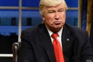 Actorul Alec Baldwin, show de zile mari la emisiunea Saturday Night Live. Trump a REACŢIONAT. VIDEO extrem de amuzant în articol