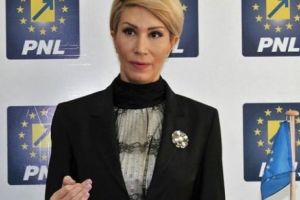 PROFESORII ÎN PERICOL! Semnalul de Alarmă dat de liberali: Încep tărierile de personal