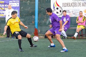 Au explodat câteva „bombe” în Campionatul Realsport de minifotbal