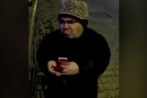 Gest înjositor al unui bărbat care suferă de nanism. Încerca să ”agaţe” minore pe Facebook
