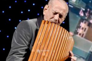 Inegalabilul Gheorghe Zamfir, DHC «Magna cum laude» al Universităţii «Constantin Brâncuşi» din Târgu-Jiu