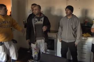 Gorjeni păcăliţi în Islanda. Neplătiţi şi ţinuţi în condiţii mizere!