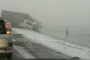FOTO/ VIDEO/ UPDATE/ Accident rutier pe DN1, la ieşire din Aba Iulia spre Sântimbru: O persoană rănită după o coliziune între autovehicule