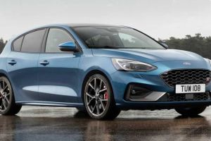 Noul Ford Focus ST combină performanţele de circuit cu dinamica de şosea