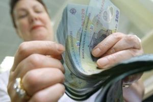 Băncile, maxim istoric al activelor. Ce se întâmplă cu creditele pentru populaţie