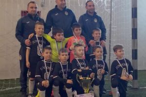 Micii fotbalişti de la Juniorul Suceava s-au impus la Braşov Indoor Cup