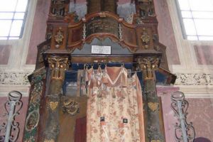 Șeful Direcţiei pentru Cultură Suceava, despre „exportul” Chivotului Sfânt de la Siret: ...