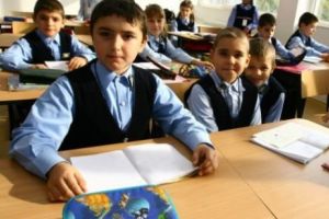 TRISTEȚE printre ELEVI: DISPARE o VACANȚĂ! Veşti OFICIALE de la MINISTRU