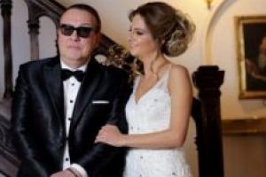 GABRIEL COTABIȚĂ are o sotie superba!! E cu 30 de ani mai TÂNĂRĂ