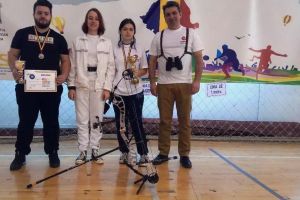 Două clasări pe podium pentru arcaşii orădeni de la CS Redpoind la Campionatul Naţional indoor de la Deva (FOTO)