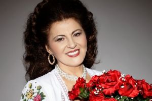 Irina Loghin îşi serbează astăzi ziua de naştere