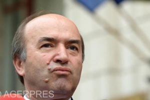 Ministrul Justiţiei a anunţat adoptarea a două OUG