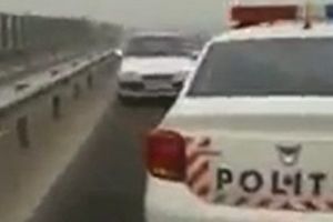 VIDEO: Ardelean de 77 de ani prins conducând pe contrasens pe autostradă!