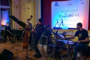 Concert de jazz cu sala plină, la biblioteca ASTRA. S-a lăsat cu aplauze furtunoase