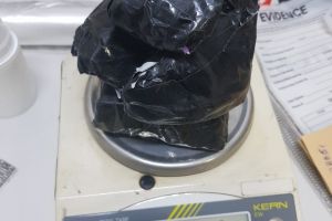Șofer oprit in trafic de politisti pentru control. Incredibil ce au descoperit oamenii legii. Ancheta,. preluata de DIICOT (galerie foto)